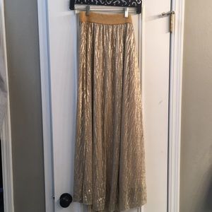 Gorgeous elegant Lularoe Lucy skirt